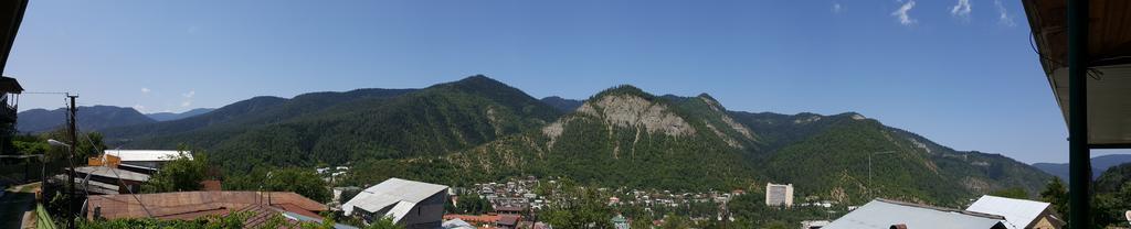 Guest House Salome Borjomi Exterior photo